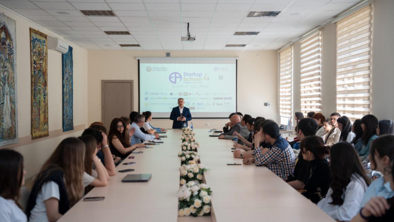 A training and an information sessions were conducted at ADMIU within the framework of “Startup School 4”